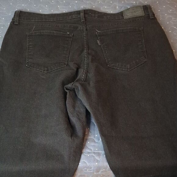 Levi's Women's Black Classic mid rise skinny Jeans size 34 - Picture 5 of 5